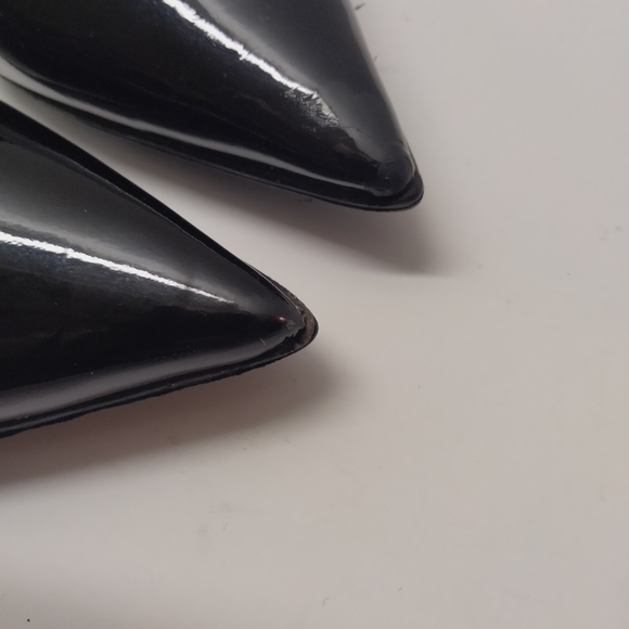 Dolce & Gabbana Stiletto Heels - Picture 10 of 11